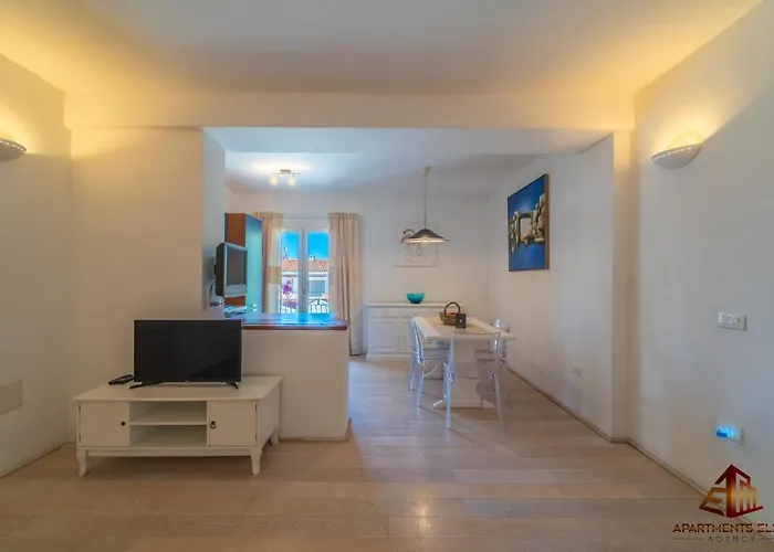 Porto Rotondo Central House